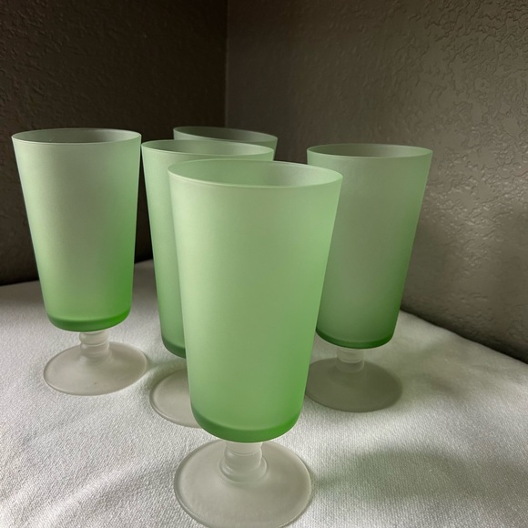 Vintage Frosted green parfait glasses with frosted white bottom set of 5 - Picture 10 of 11